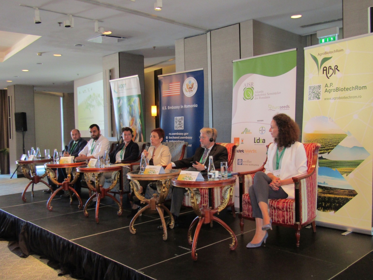 A VI-a conferință „Inovații în ameliorarea plantelor” – o chemare la realitate a responsabililor europeni